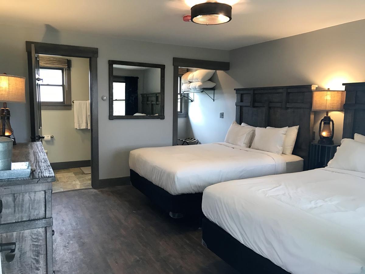 Lake Bomoseen Lodge Extérieur photo